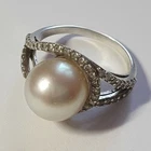 Vintage ring sterling silver 925 Size 8 Weight 4.54 g. Pearl. Ukrainian jewelry.