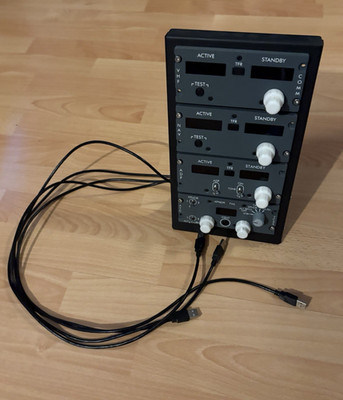 CoreFlightTech B737 Radio Package inkl Desk Stand für u.a. PMDG 737 MSFS 2024 