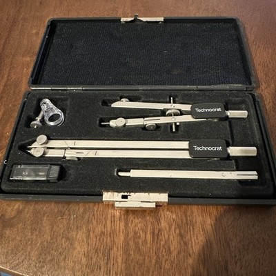 Vintage TECHNOCRAT Zeichnung Vermessungsinstrumente Set im Originalkoffer.