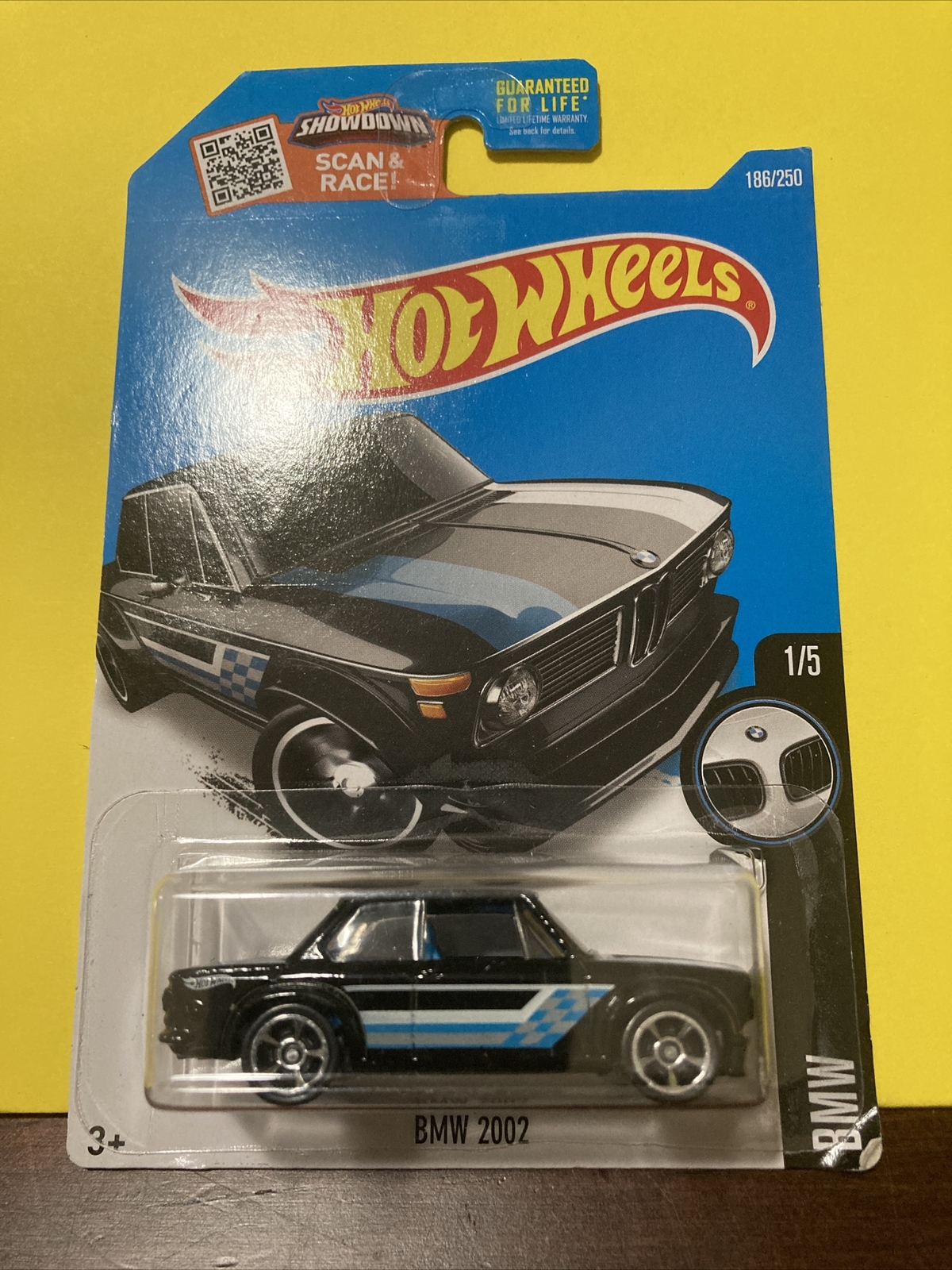 Hot wheels bmw 2002