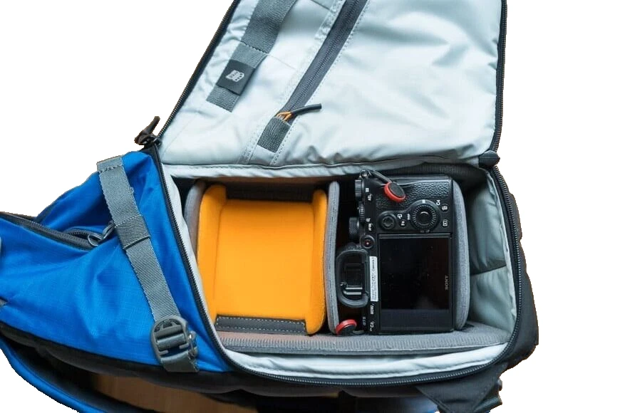 Lowepro Photo Active 300 AW Backpack (Blue/Black, 25L) - Image 3 of 4