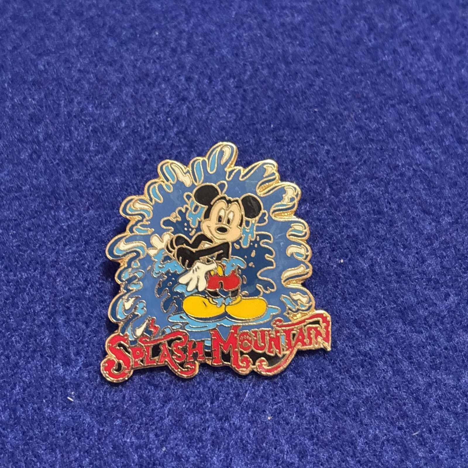 Disney 2005 Mickey Splash Mountain Pin
