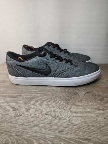 NIKE SB Check Solarsoft Canvas Mens Size 8.5 Gray Skateboarding Shoes 843896-004 - Picture 3 of 6