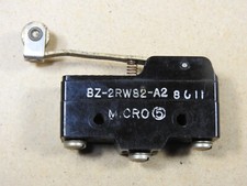 Industrial  Roller Lever Switch, Honeywell Micro Switch, BZ-2RW82-A2 - Used