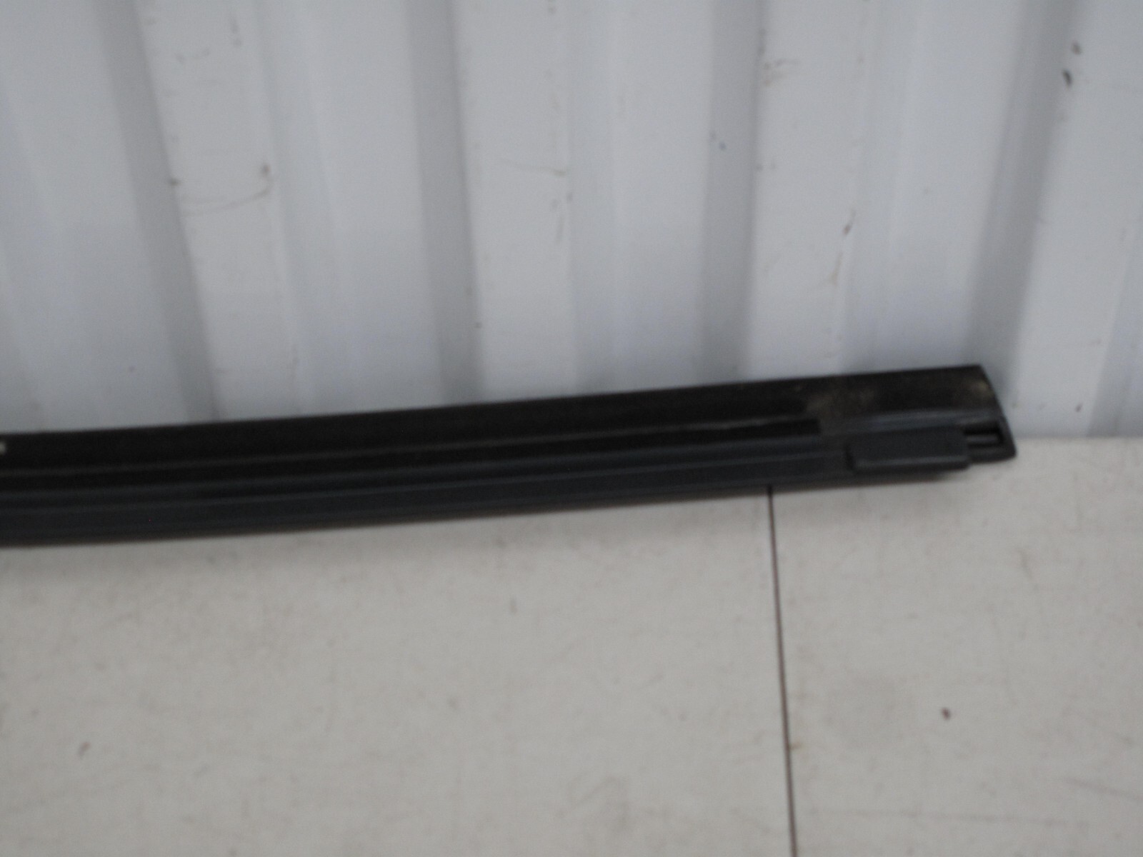 17-20 Maserati Levante Rear Right Passenger Side Door Window Belt Molding OEM