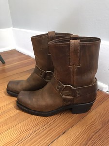 frye women's harness 8r boot