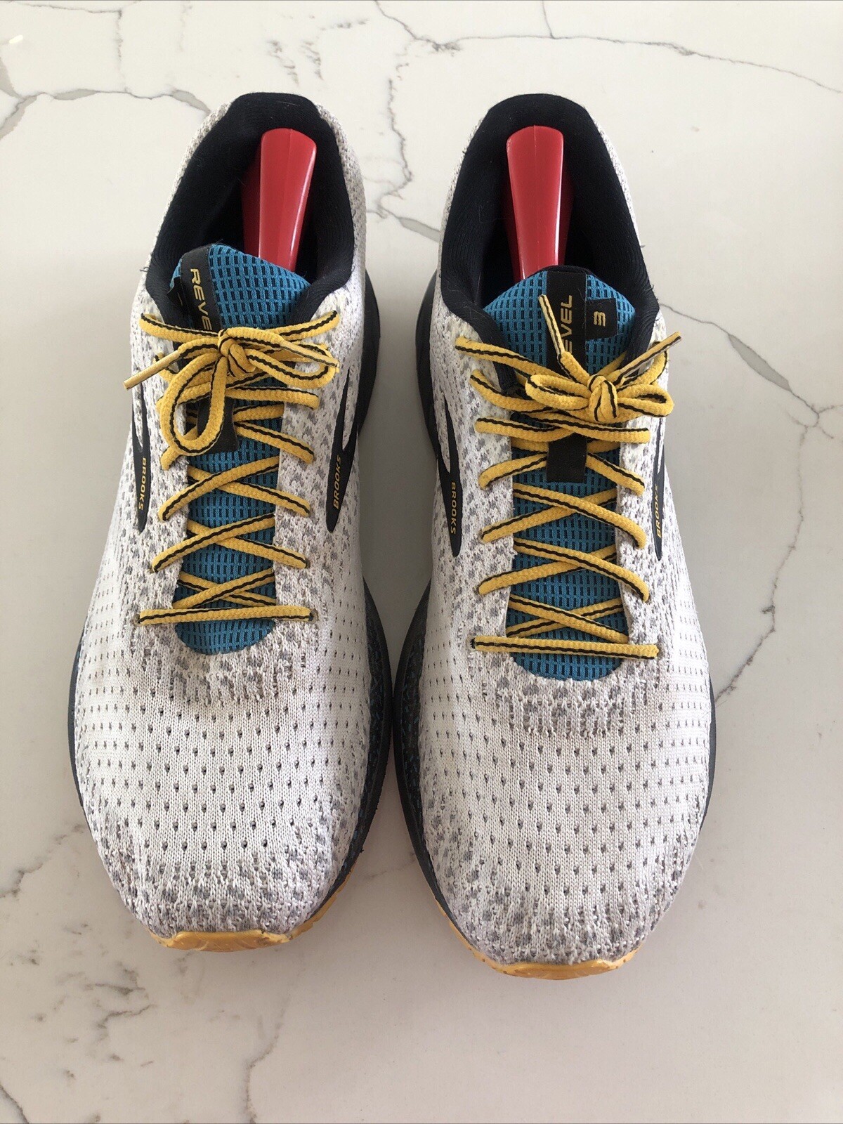 SAOLA Scarpe da corsa uomo Brooks Revel 3 taglia 11 5 (1103141D701) usate.