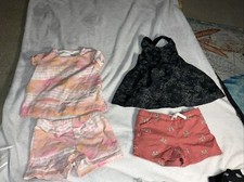 Carters Girls 4 Piece Tee Short Set Sz 4T. 2 Shirt  2 Shorts. New Without Tags