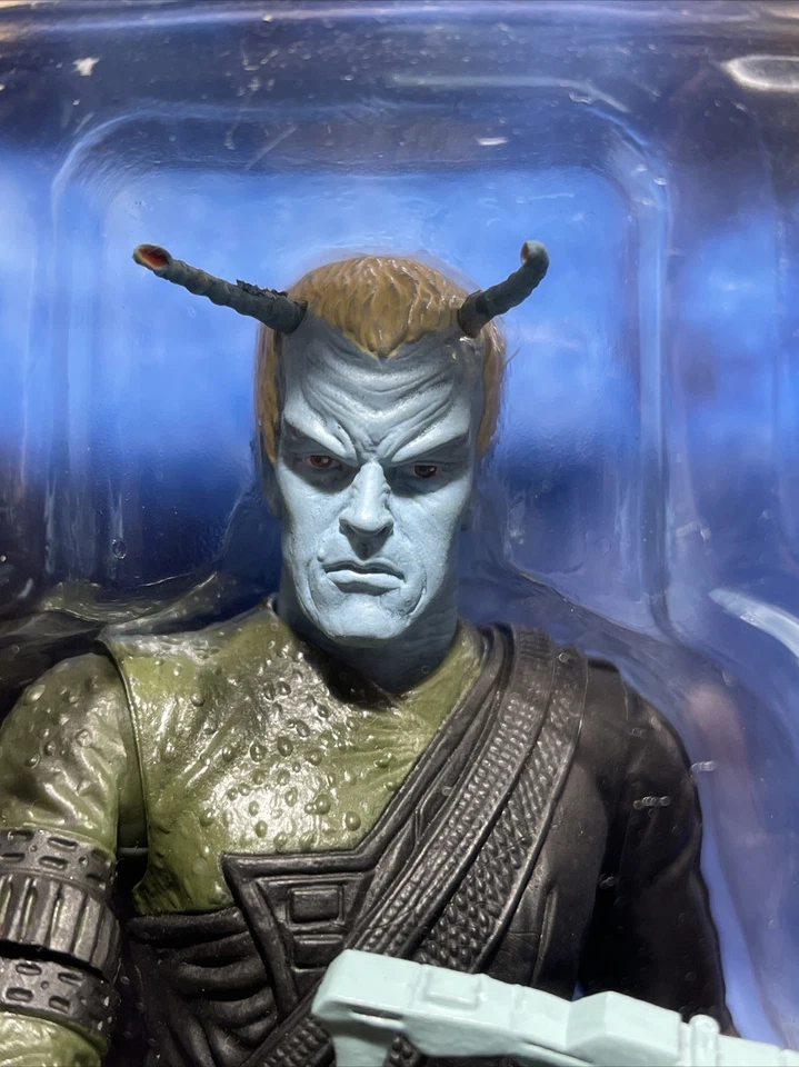 Figura de equipo visitante Star Trek Enterprise. Rifle de partículas Shran The Andorian Foto 2 de 4