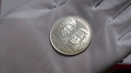 🧠🇸🇪 Sweden 50 Kronor .925 Silver Coin 1976 UNC, Royal Wedding NICE TONING B7 - Video 1 of 1