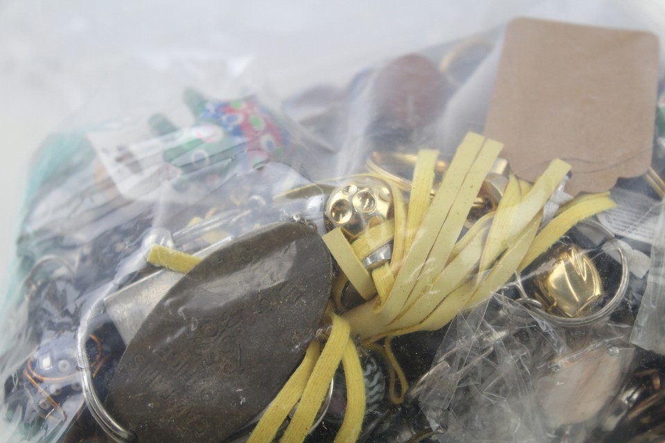 Job Lot Assorted & Unsorted Novelty Boxed Unboxed Key Rings Keyring eBay