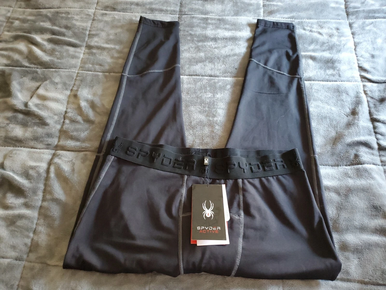 NEW Spyder Active Black ProWeb Stretch Base Layer Tights Pants SZ XLarge
Opens in a new window or ta