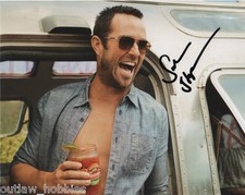 Sullivan Stapleton Blindspot Autographed Signed 8x10 Photo COA #8