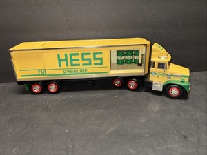 Vintage Hess Toy Semi Truck Coin Bank 1987 Gas Oil Transporter Station  UNTESTED
