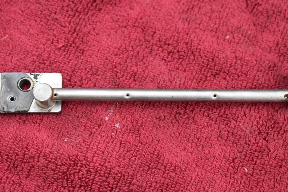 Datsun 240Z 260Z E88 árbol de levas leva línea de tubo de alimentación de aceite OEM usado LEER Foto 3 de 4