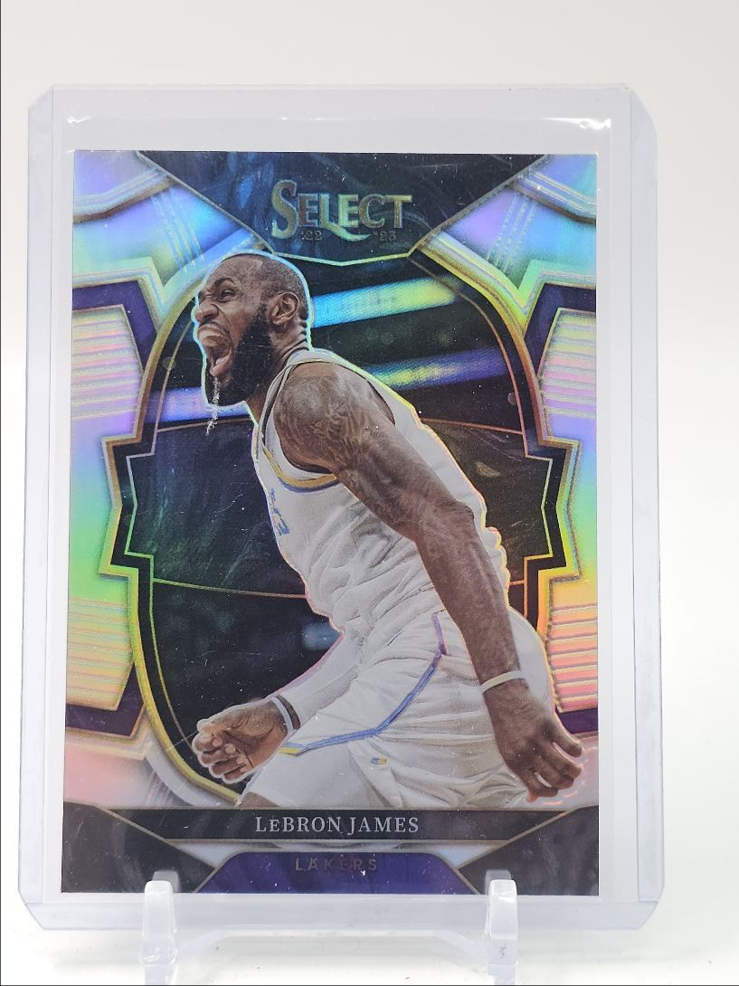LEBRON JAMES 2022-23 SELECT CONCOURSE SILVER PRIZM LAKERS Q1977