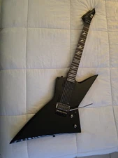ESP LTD EX-401 DX Explorer - Floyd Rose - Black Satin