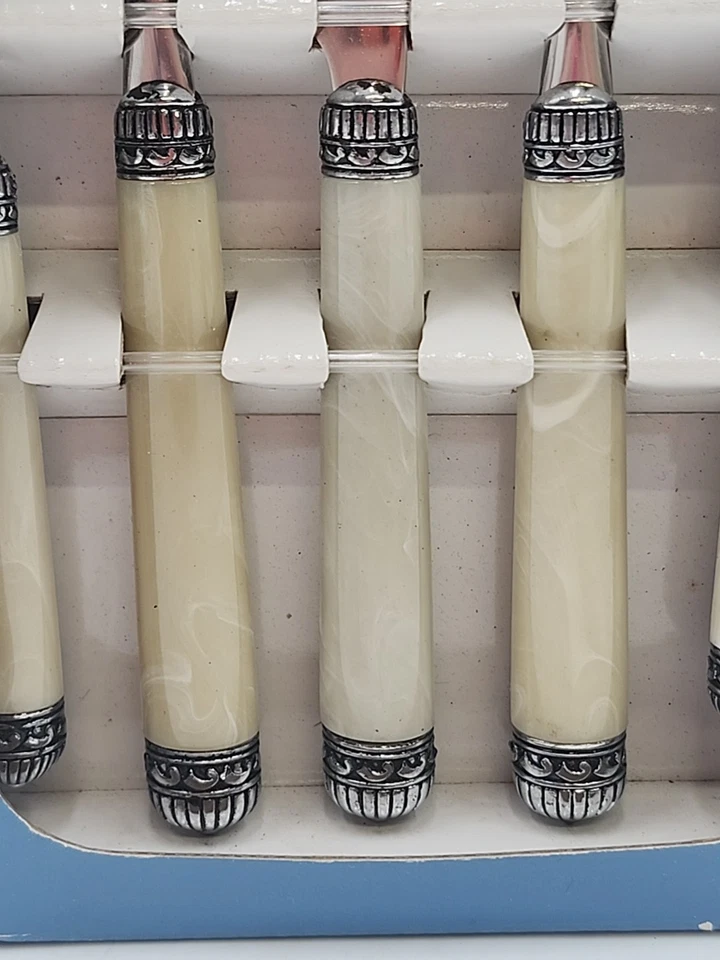 20 Piece Stainless Steel Flatware Set Mainstays Celebration Antique White 2004 - Image 2 of 4