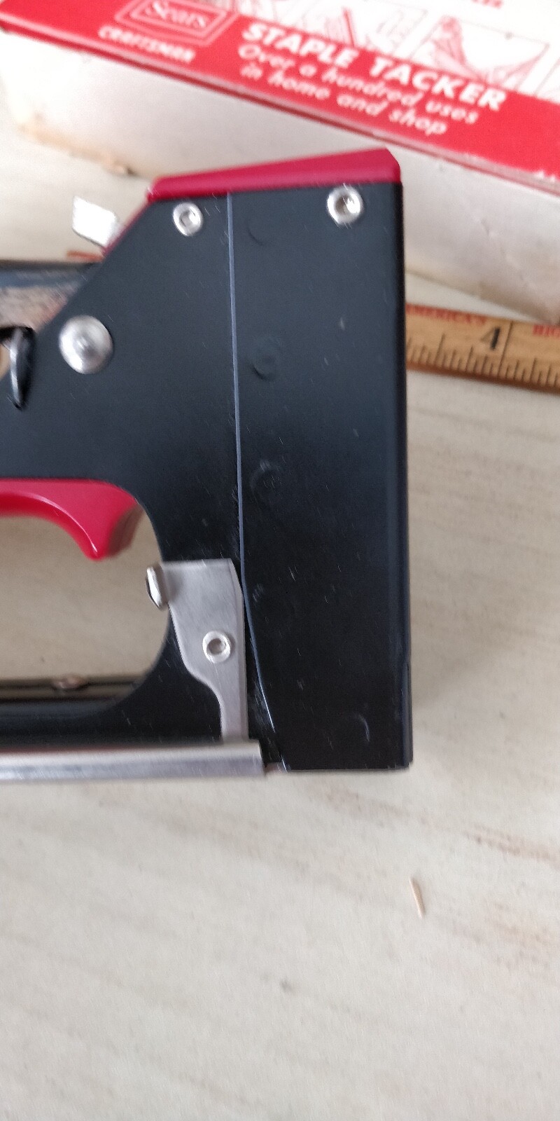 Mint vintage Craftsman Staple Gun 68464 + Matching Staples Made in