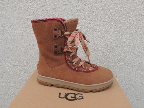 classic weather waterproof hiker boot