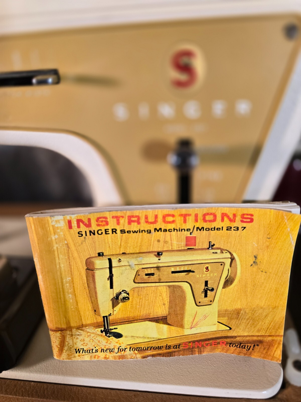 Vintage Fashion Mate Singer Sewing Machine Model 237 Carrying Case Heavy Duty eBay