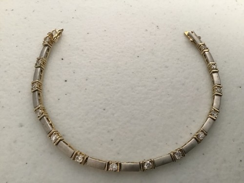 Pretty Vintage Rhinestone Box Clasp Bracelet Silver & Gold Tone - Imagen 1 de 4