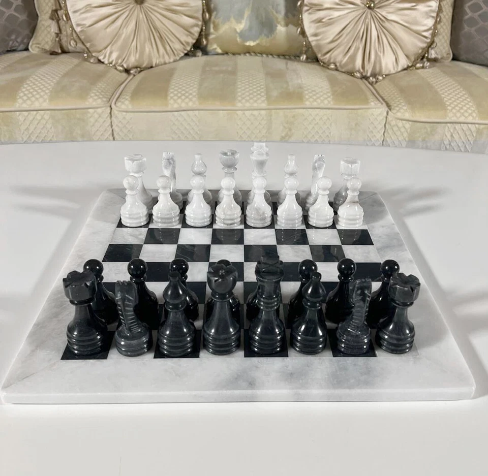 Juego de ajedrez de mármol hecho a mano juego de ajedrez de torneo blanco y negro tamaño 12 x 12 Foto 3 de 4