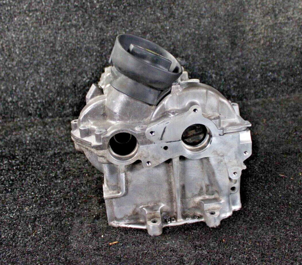 Mercedes ML350 Diesel Engine Cylinder Head RH w/ Camshafts 12 15 
