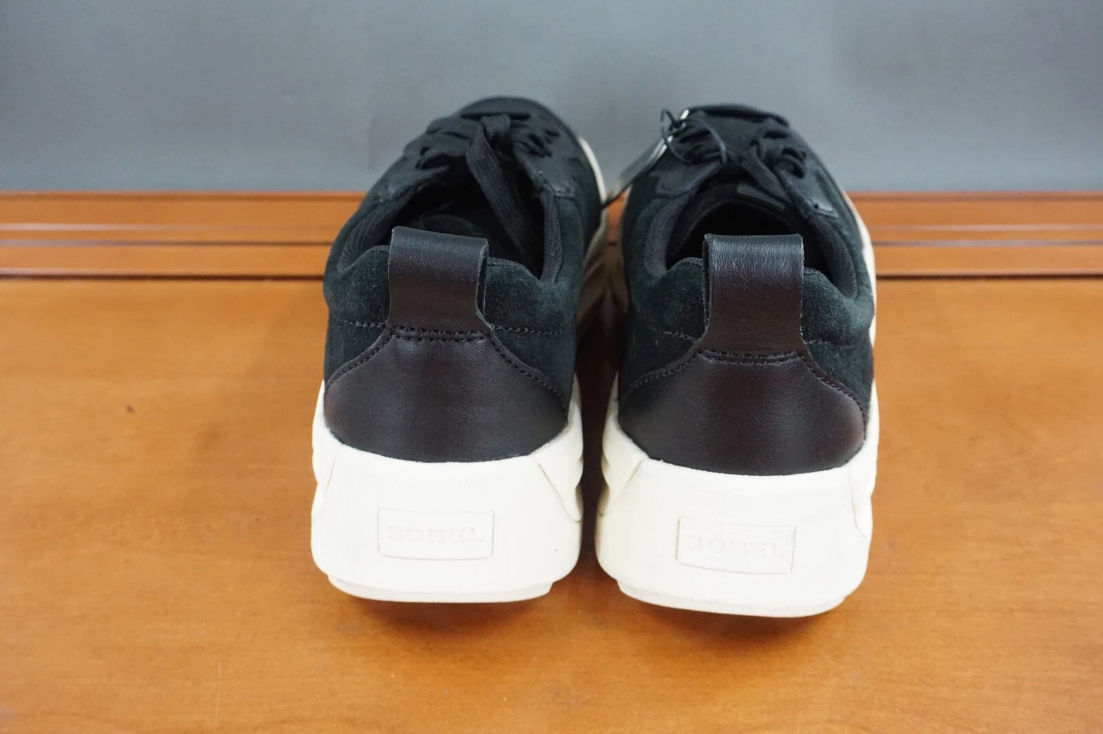 sorel everyday leather suede low top lace up sneaker shoes