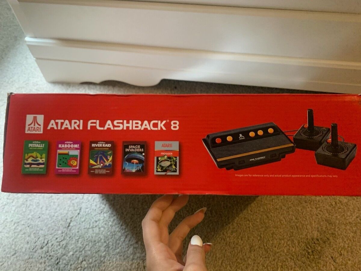 Atari Flashback 8 40th Anniversary Edtion - 105 Built In Atari Flashback 8 40th Anniversary Edtion - 105 Built In