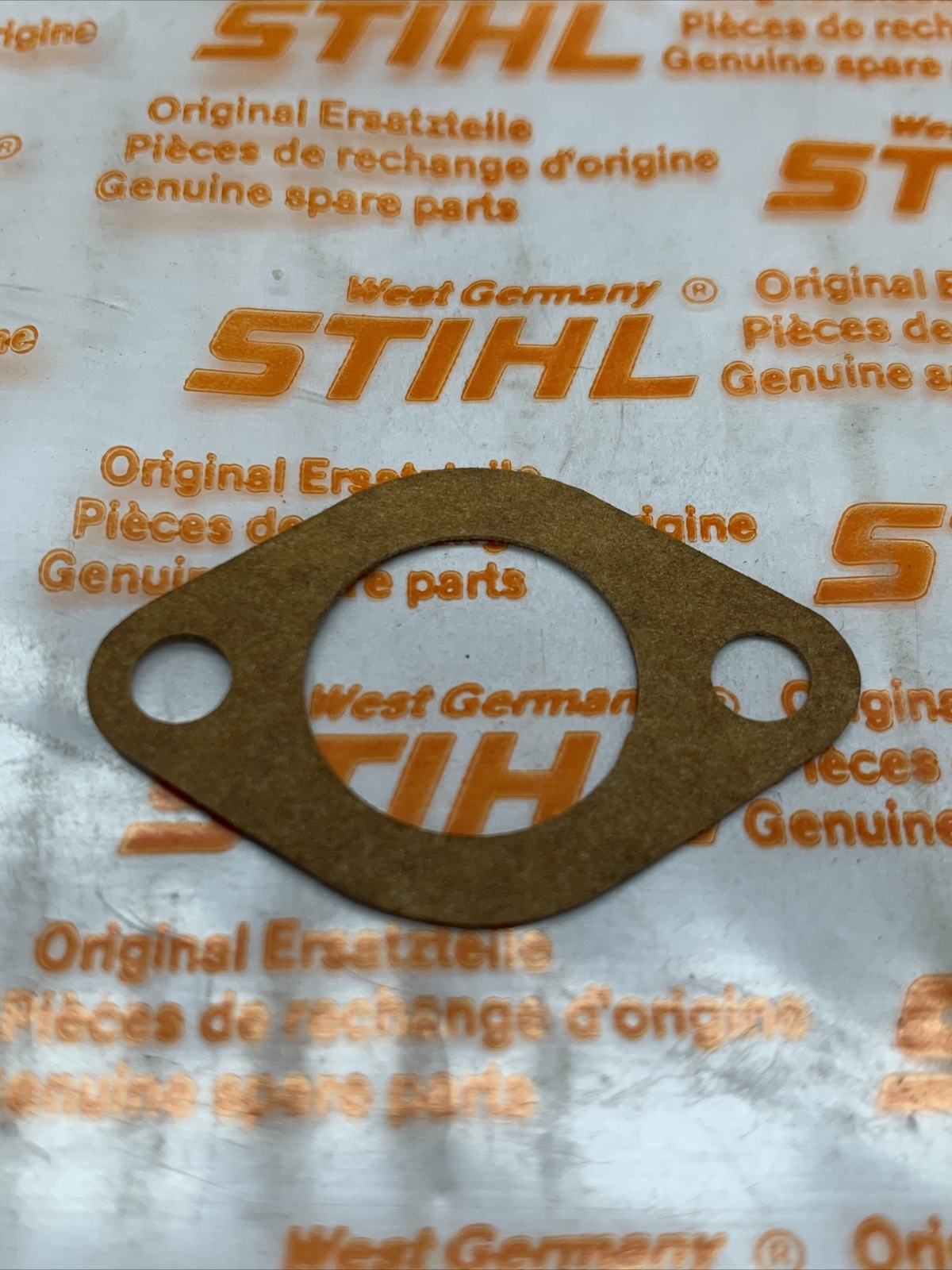 oem-stihl-carb-intake-gasket-4114-149-1205-bg-br-bt-fc-fr-fs-hl-km-hs