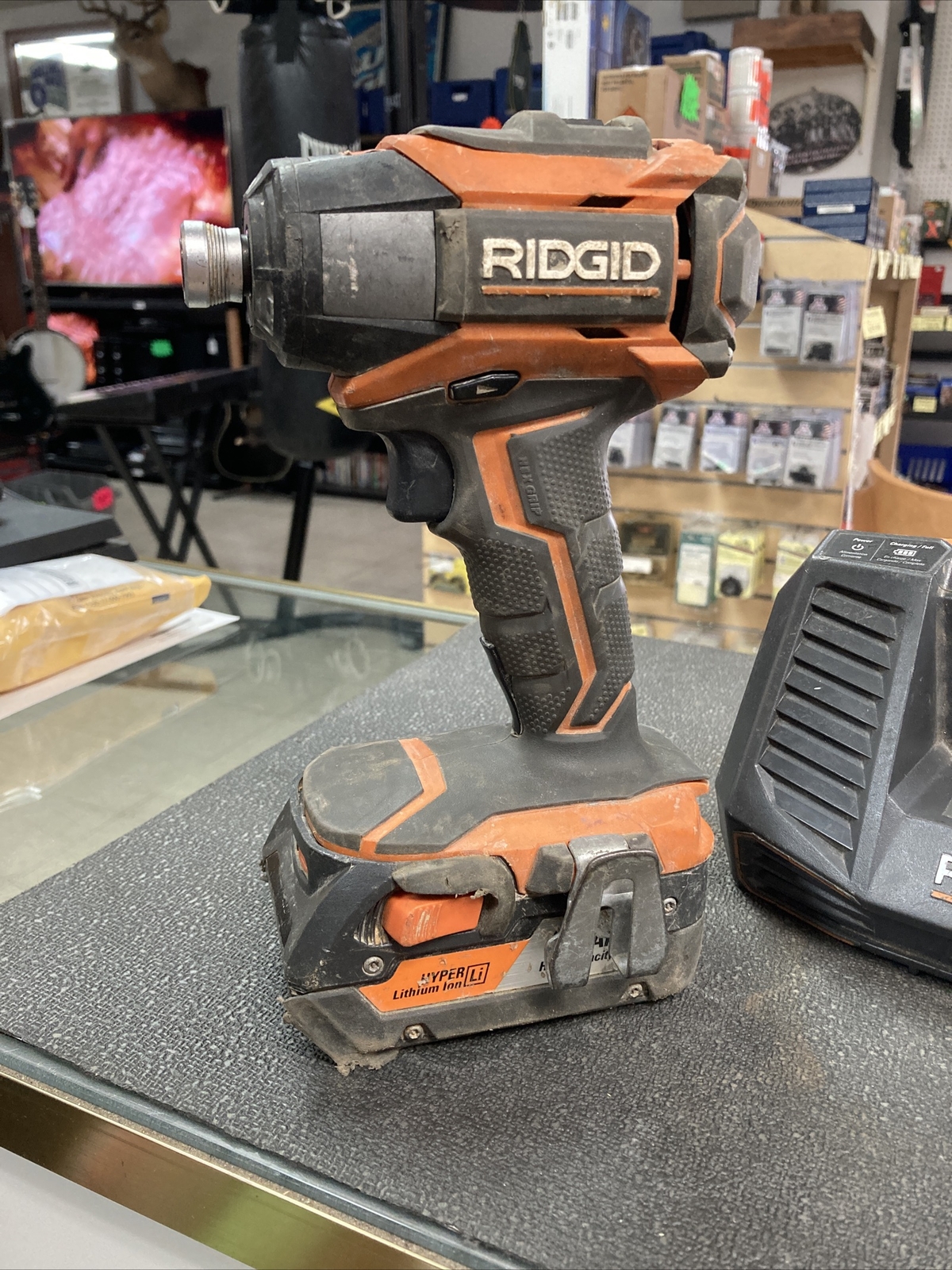 Ridgid R840095 18V Gen5X Charger And R8611503 And R86035 Drills W/ Batteries