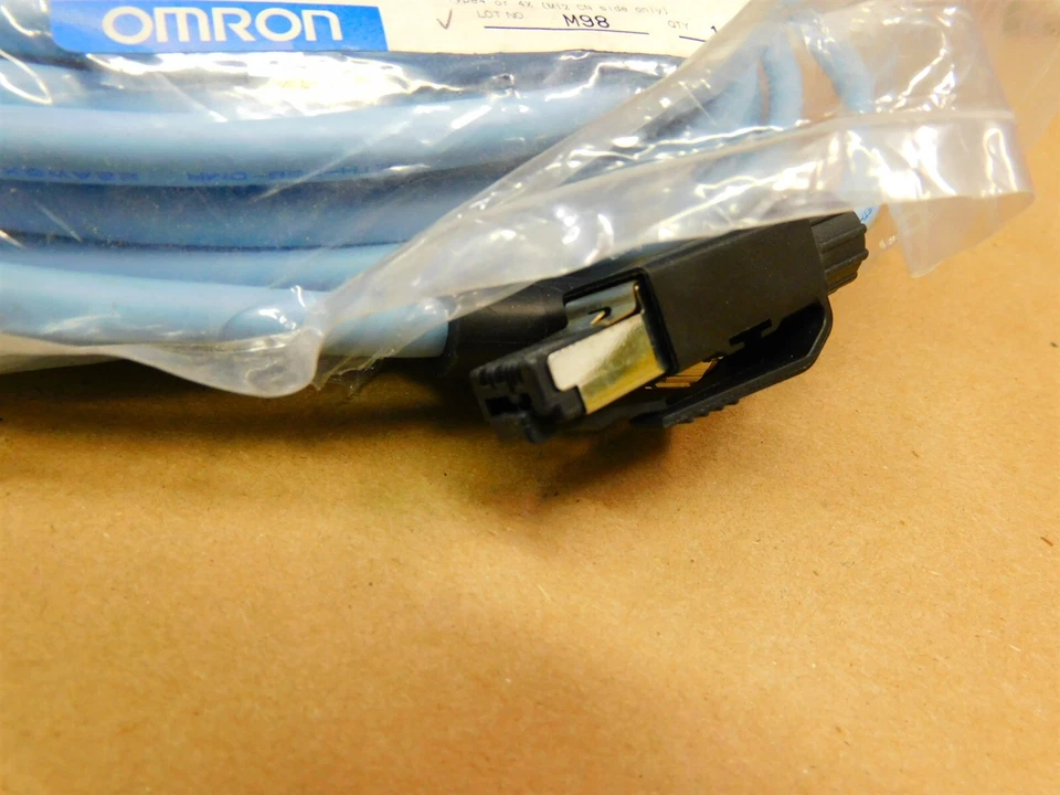 OMRON (XS series) - Cat.5e 4-pin M12 male connector + RJ45 XS5W-T421-KMC-K  - Image 3 of 4