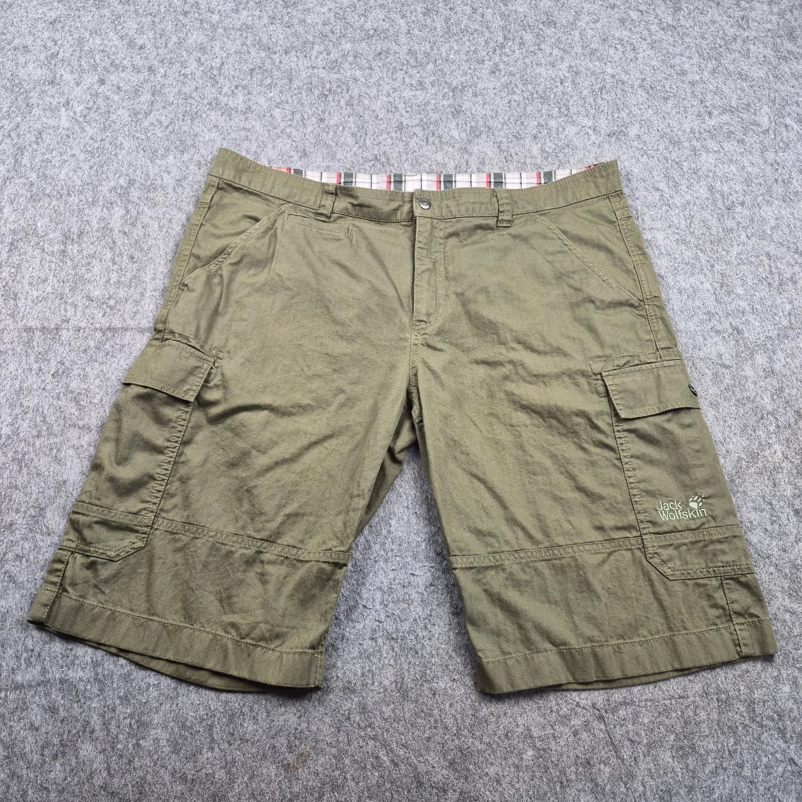 Jack Wolfskin Shorts Mens Extra Large Green Cargo Outdoor Hiking Zip Pockets
Opens in a new window o