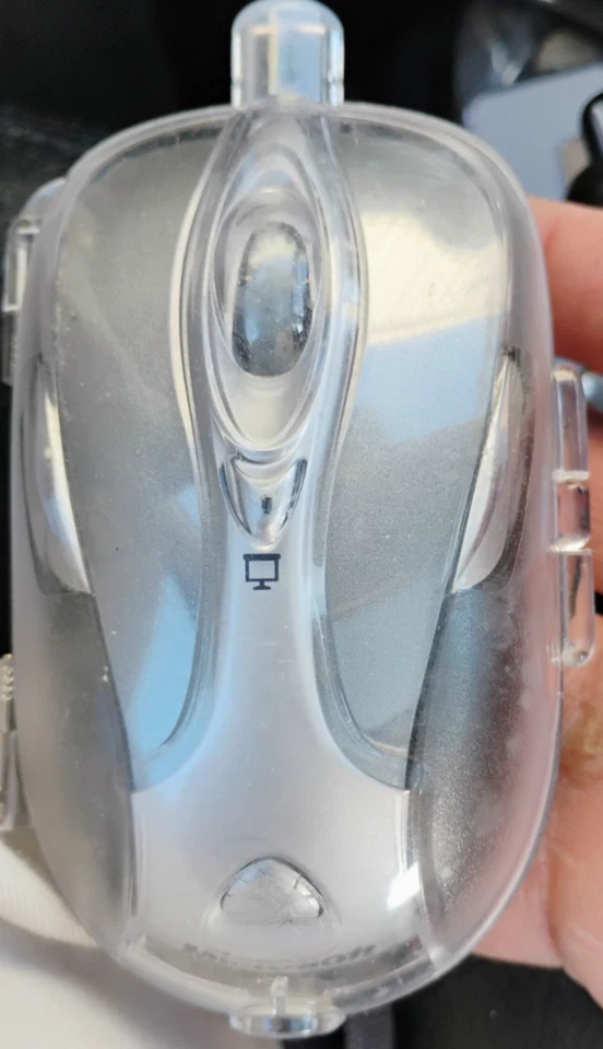 Microsoft Wireless Notebook Presenter Mouse 8000 – Remote With Case Rare! - Image 2 of 2