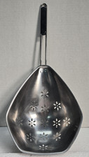 Large Stainless Steel Fry Scoop Perforated Food Strainer Long Handle Restaurant