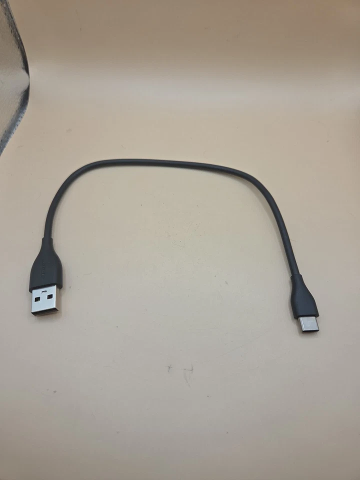 Cable de carga USB tipo C original Bose NC700 826383-0500-12" Foto 2 de 4