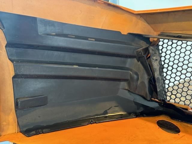 2004-2008 Lamborghini Gallardo Front Bumper Cover OEM Orange 400807109