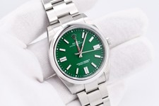 Rolex Oyster Perpetual 41mm Ref. 124300 Custom Green Dial Box and Paper 2