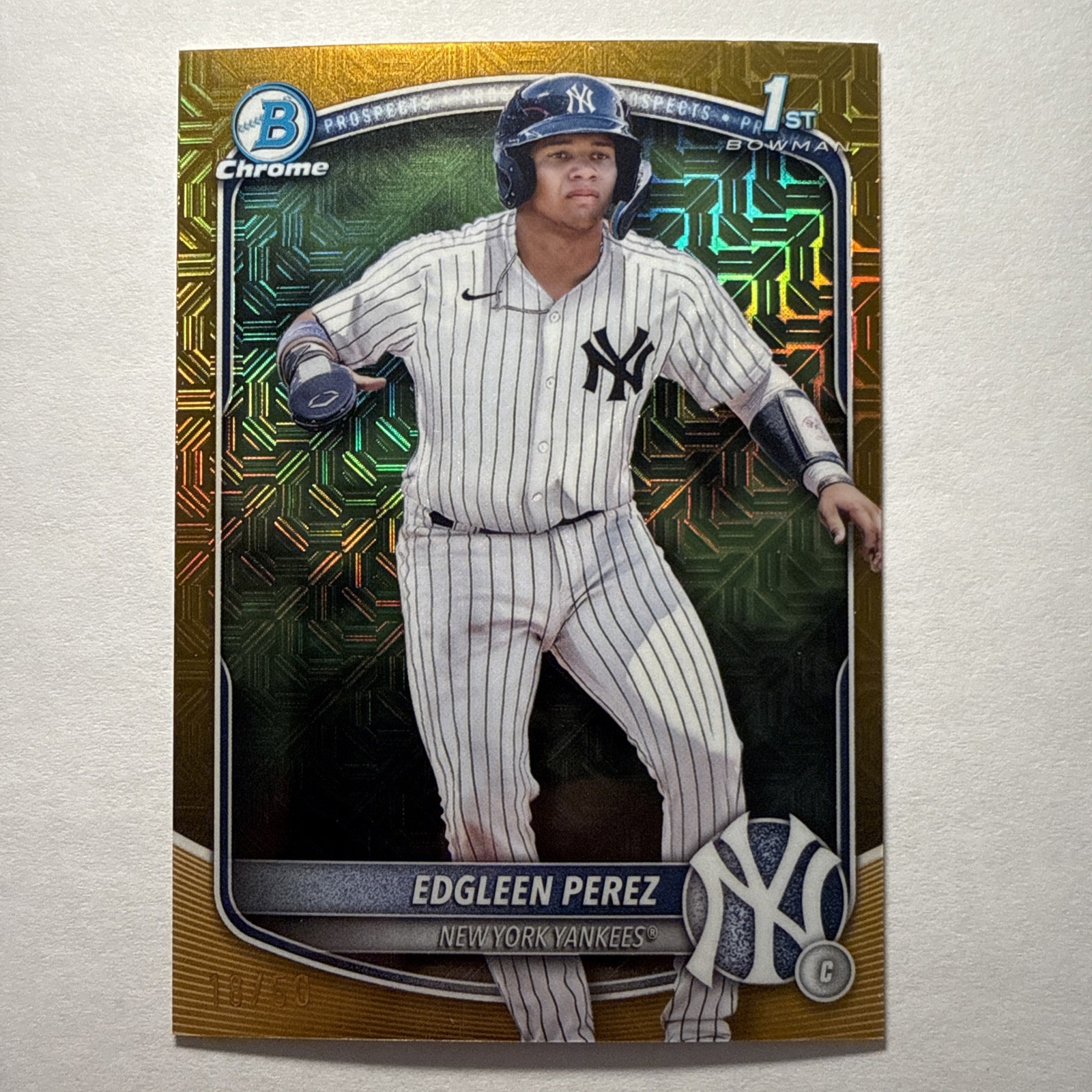 2025 Bowman Chrome Prospects - Edgleen Perez #BCP-80 Gold Geometric Refractor/50