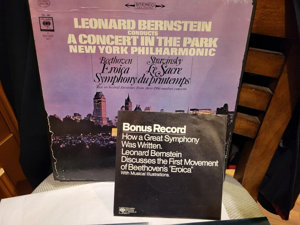 Leonard Bernstein D2L 349 Columbia 2LP Box Set MINT Vinyls + Insert + Bonus LP - Image 2 of 4