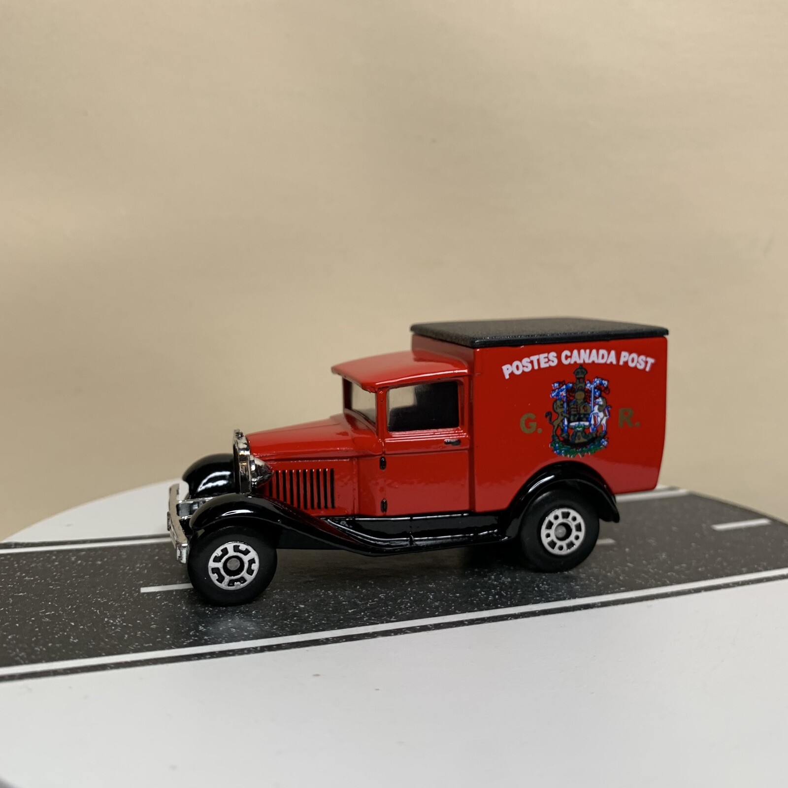 1995 Matchbox Post Vehicles Of The World Ford Model A Postes Canada Post Red NM