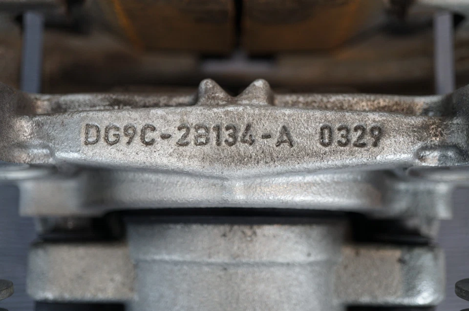 🔅 2013-20: Lincoln MKZ, FORD FUSION OEM PINÇA DE FREIO DIANTEIRA ESQUERDA ASSY - Imagem 3 de 4