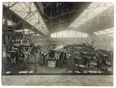 Photo Louis Pricam Genève Salon de l'automobile Stand Omega