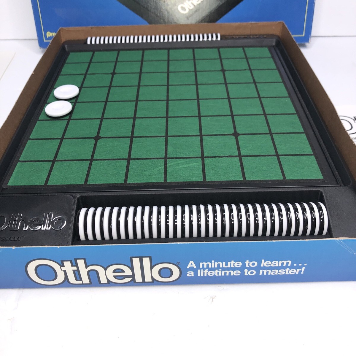 Othello Board Game - A Minute to Learna Lifetime to