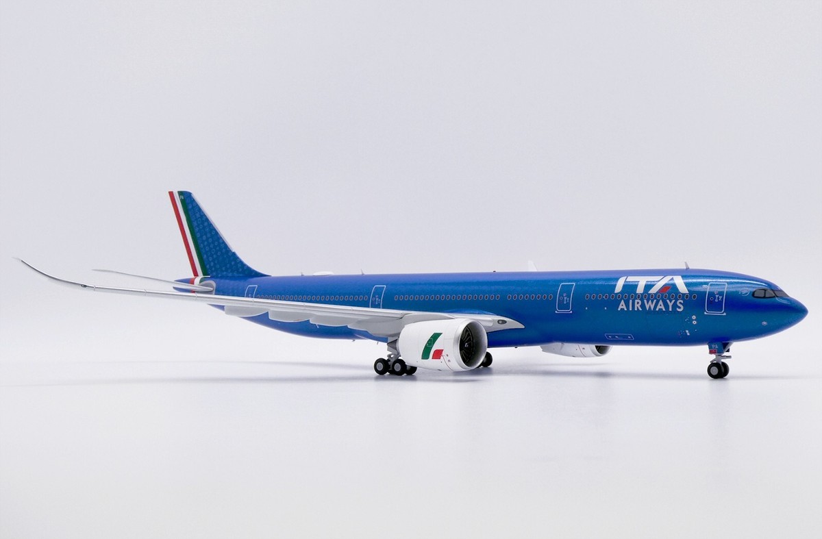 ITA Airways Airbus A330-900NEO Reg: EI-HPA JC Wings 1:200 Diecast