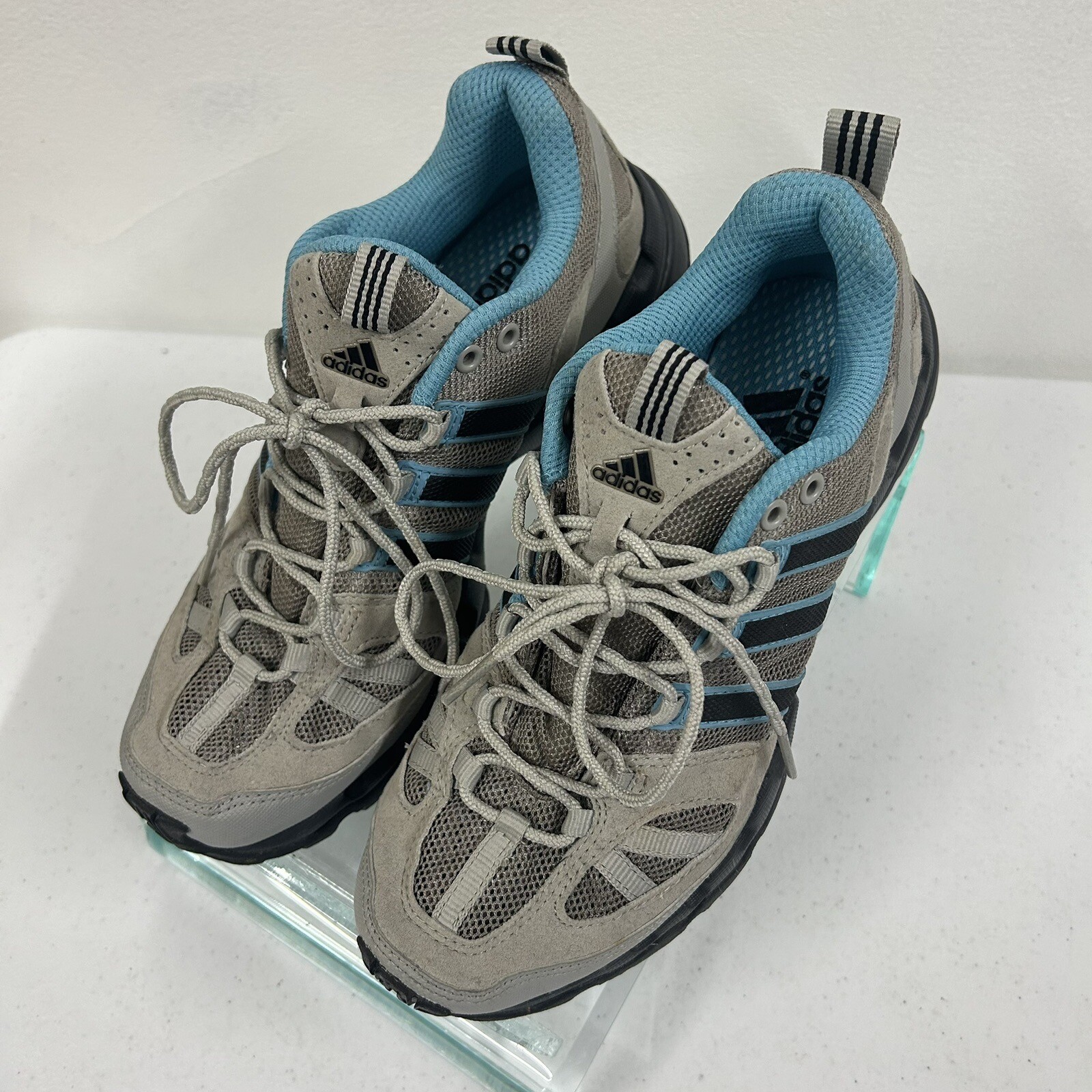 Adidas Women’s Size 6.5 Gray And Blue Trail Outdoors Leather Shoes Lace Up Adidas Women’s Size 6.5 Gray And Blue Trail Outdoors Leather Shoes Lace Up
