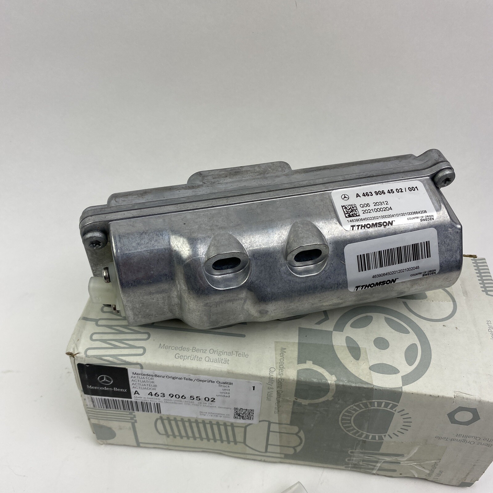 Genuine Mercedes-Benz OEM Differential Lock Actuator 463-906-55-02 