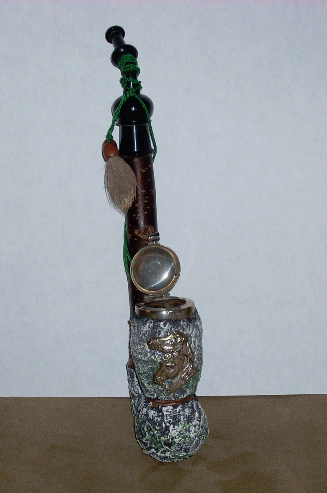 Picture 2 of 3