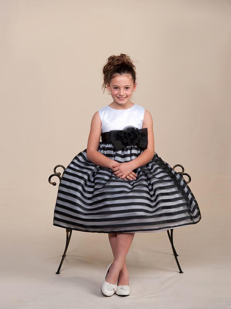black and white flower girl dress White Maxi Dress with Black Piping Contrast